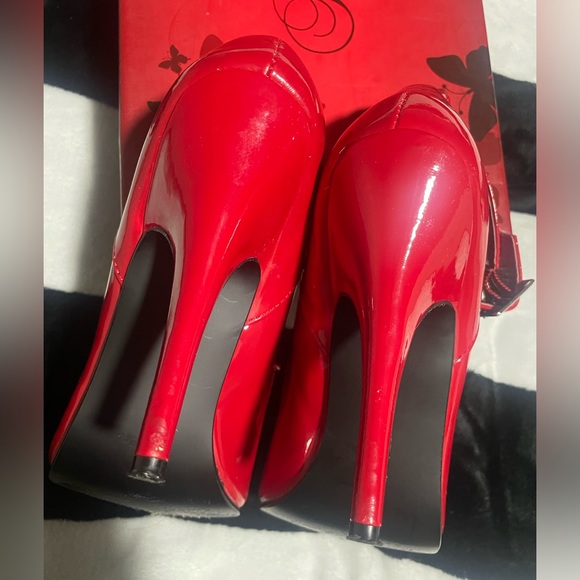 ❤️‍🔥👠Red Ankle Strap Pumps❤️‍🔥👠 - Picture 8 of 9